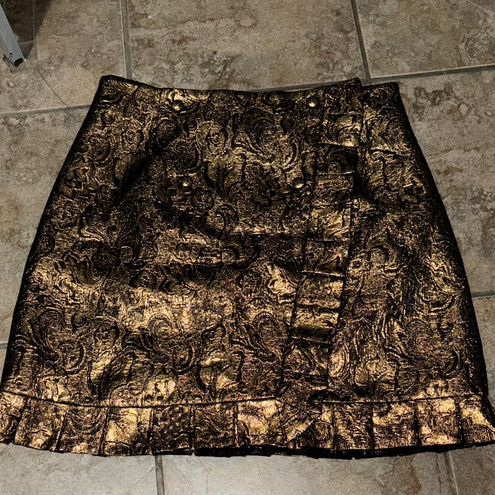 Elegant Gold and Black Brocade Skirt
